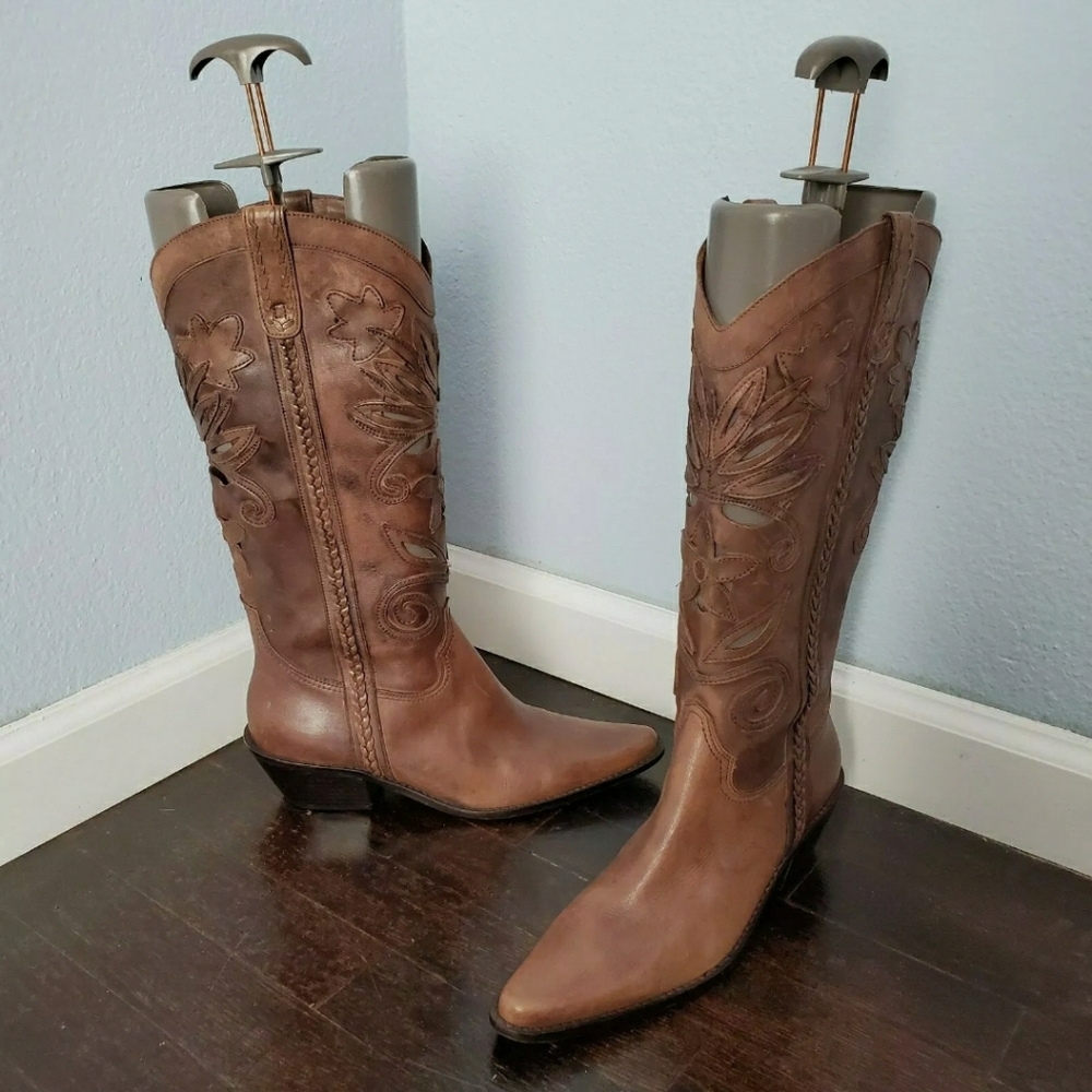 Matisse Cutout Leather Western Boots